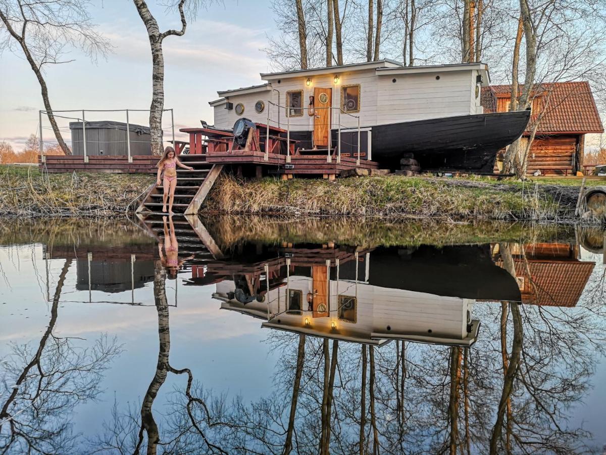 Kalurikula Fishing Village Pärnu Buitenkant foto